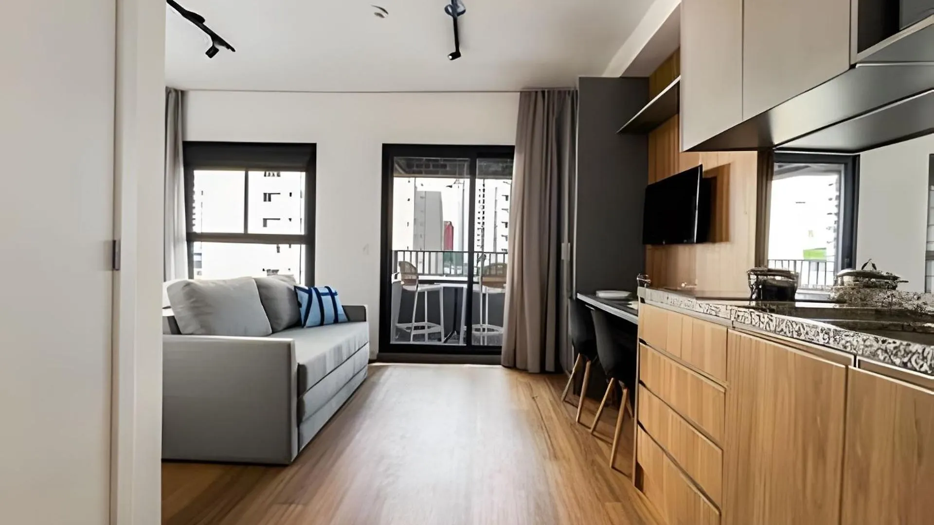 Lindo Estudio Recem Reformado Em Moema! Sao Paulo Brazil