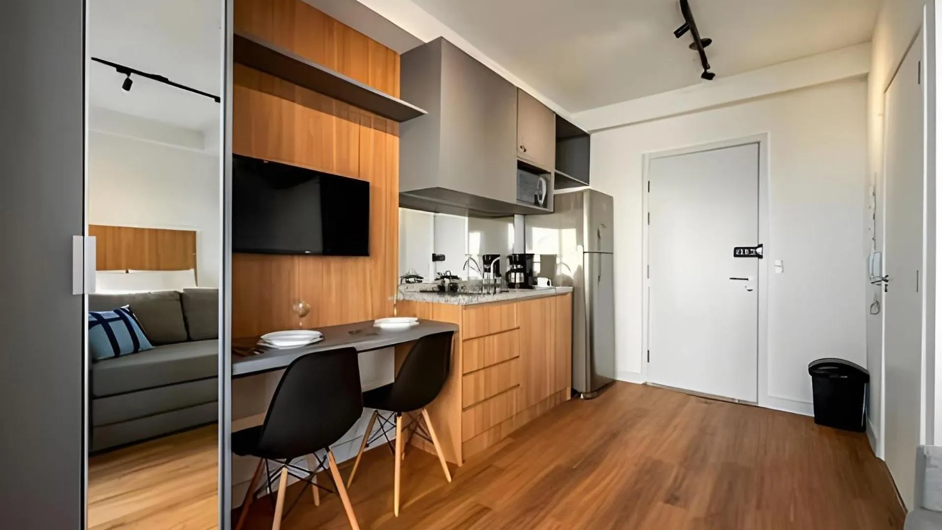 Lindo Estudio Recem Reformado Em Moema! Sao Paulo 0*,